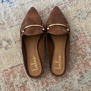 Lulu's Tan Croc-Embossed Loafers with Gold Accents
